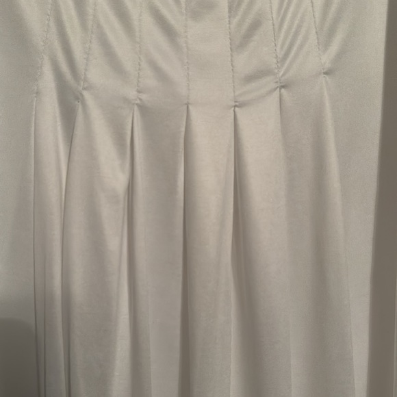 Mini Dress - Picture 4 of 8